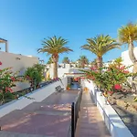 Casa Martina Center Irent Fuerteventura דירה קורלחו